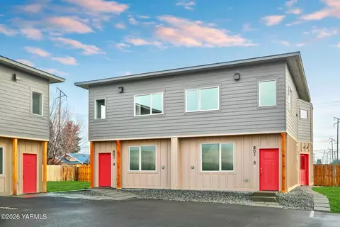801 N 16th Ave #5, Yakima, WA 98902