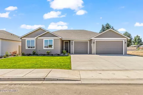 5160 Woolsey Rd, Yakima, WA 98903