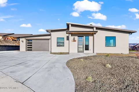 611 Vista Del Sol, Selah, WA 98942