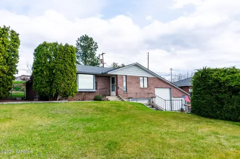 4007 Mountainview Ave, Yakima, WA 98901