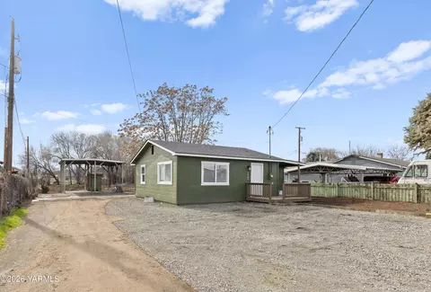1904 Mcnair Ave, Union Gap, WA 98903