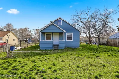 1910 Jerome Ave, Yakima, WA 98902