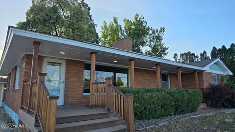 6601 W Lincoln Ave, Yakima, WA 98908