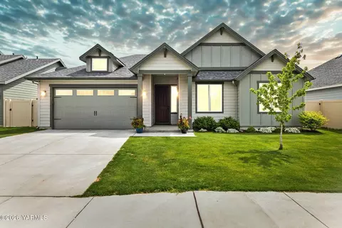 1409 Centennial Ave, Sunnyside, WA 98944