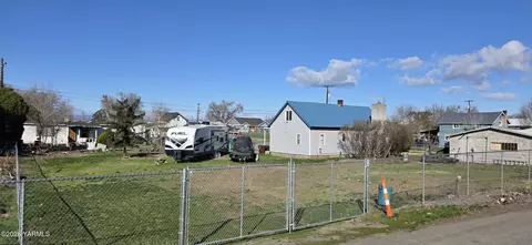 1412 E Nob Hill Blvd, Yakima, WA 98902