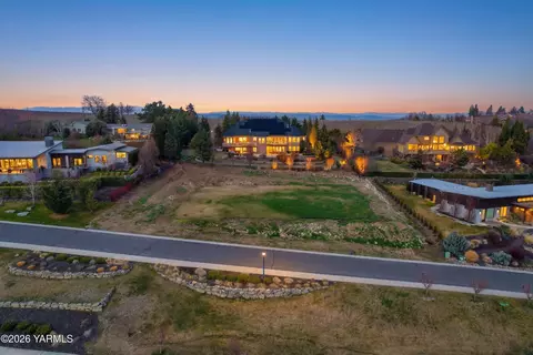 7801 Vista Pkwy, Yakima, WA 98908