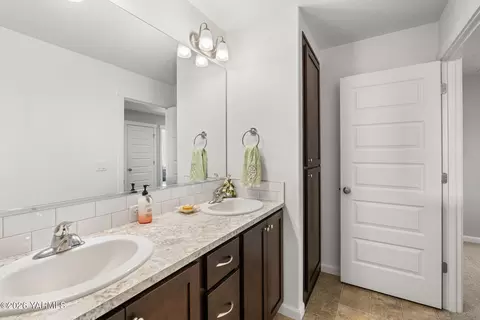 Other - 313 Ruby Ave, Grandview, WA 98930 photo 15 of 18