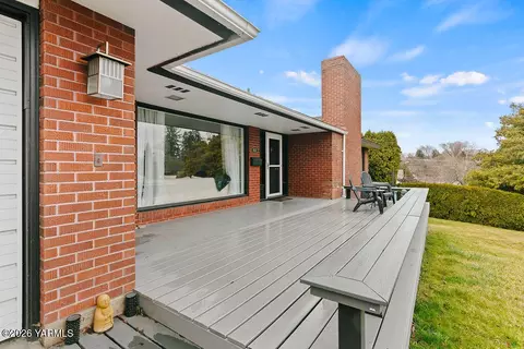 610 S 23rd Ave, Yakima, WA 98902