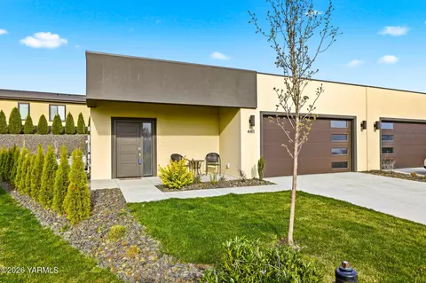 4411 Tayhill Way, Yakima, WA 98908