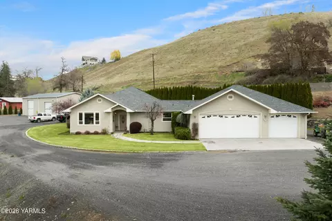 201 N Galloway Dr, Yakima, WA 98908