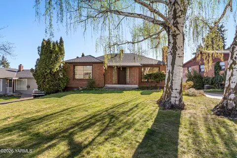 611 S 23rd Ave, Yakima, WA 98902
