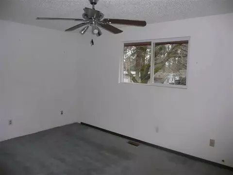 3912 E 11th Ave, Spokane, WA 99202 photo 5