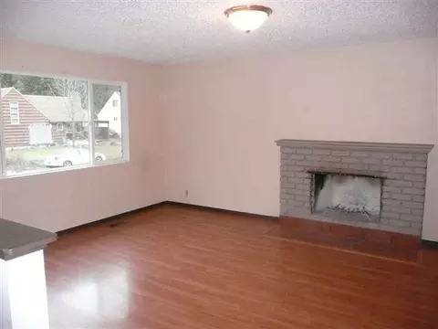 3912 E 11th Ave, Spokane, WA 99202 photo 2