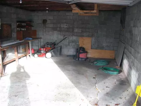 117 E Sanson St, Spokane, WA 99207 photo 8
