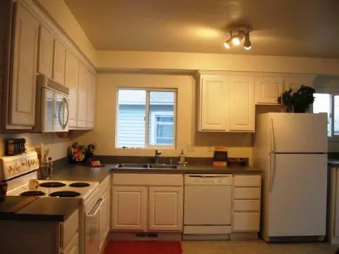 714 E Hoffman, Spokane, WA 99207 photo 5