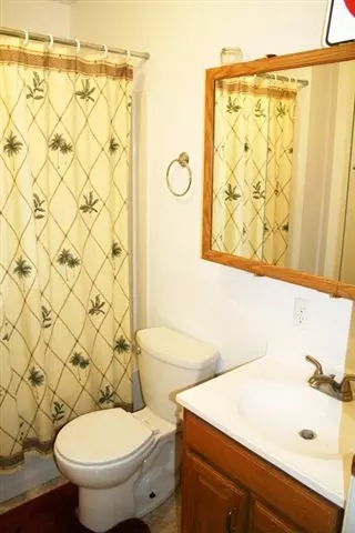 908 E Olympic Ave, Spokane, WA 99207 photo 5