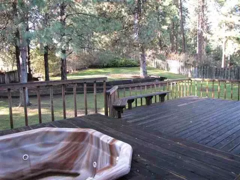 611 E Roundtable, Spokane, WA 99218 photo 9