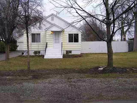 11511 E 4th Ave, Spokane Valley, WA 99206 photo 2