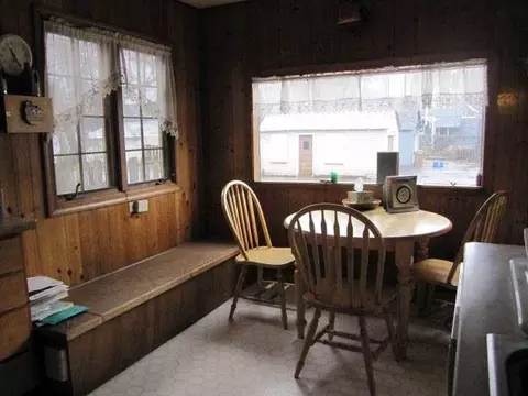 517 E Augusta Ave, Spokane, WA 99207 photo 4