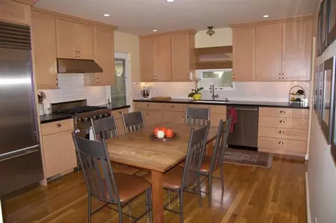 925 E 28th Ave, Spokane, WA 99203 photo 3