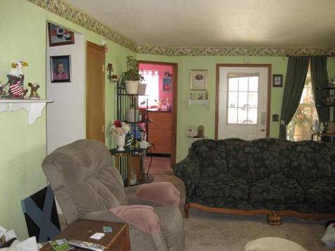 2301 E Sharp Ave, Spokane, WA 99202 photo 2