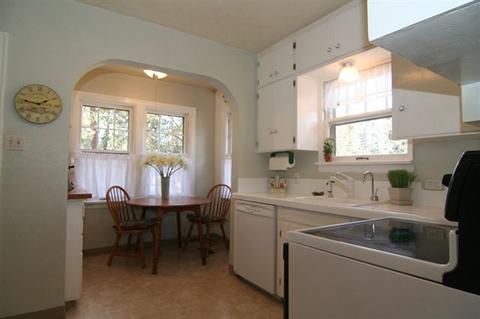 1106 E 19th Ave, Spokane, WA 99203 photo 4