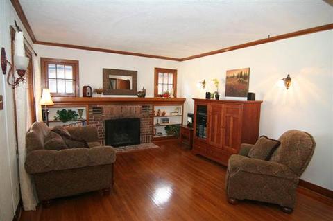 1106 E 19th Ave, Spokane, WA 99203 photo 2
