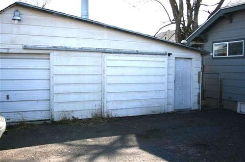 1315 E Wellesley Ave, Spokane, WA 99207 photo 9