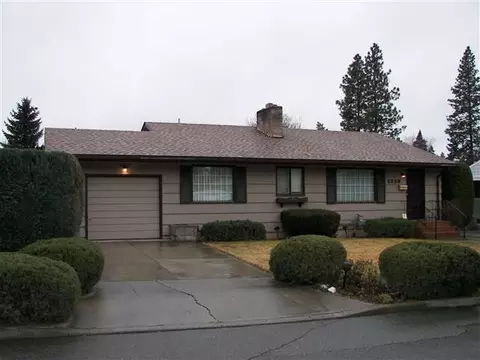 1112 E 35th Ave, Spokane, WA 99203 photo 1