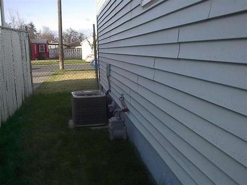 1726 Everett Ave, Spokane, WA 99207 photo 2