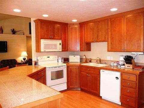 1614 E 33rd, Spokane, WA 99203 photo 3