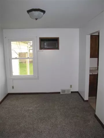 5804 N E St, Spokane, WA 99205 photo 6