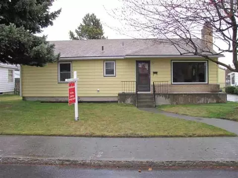 5804 N E St, Spokane, WA 99205 photo 1