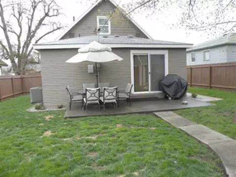 823 E Longfellow Ave, Spokane, WA 99207 photo 8
