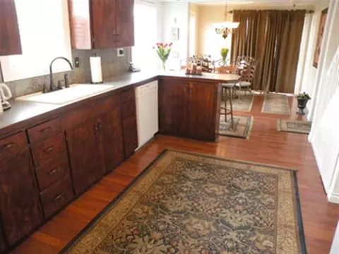 823 E Longfellow Ave, Spokane, WA 99207 photo 3