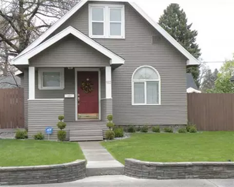 823 E Longfellow Ave, Spokane, WA 99207 photo 1