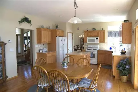 816 E Westcrest Rd, Colbert, WA 99005 photo 3