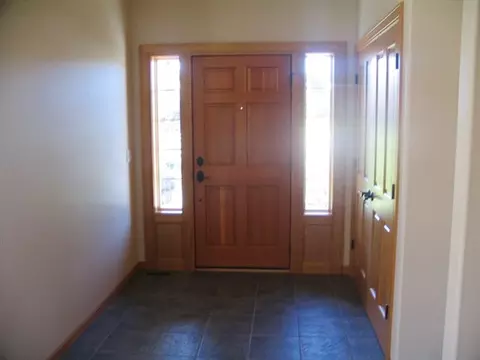 2106 E Touchmark Ln, Spokane, WA 99203 photo 2