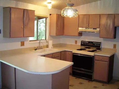 11223 E 35th Ave, Spokane Valley, WA 99206 photo 2