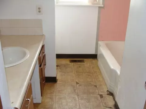 3703 E 2nd, Mead, WA 99021 photo 5