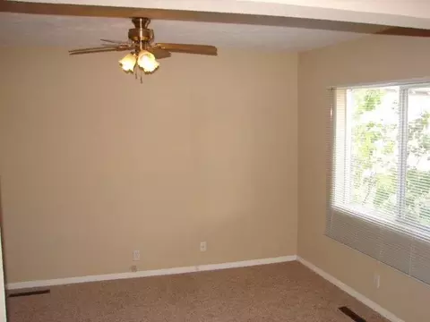 40 E Gordon, Spokane, WA 99207 photo 4