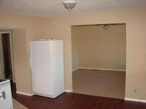 40 E Gordon, Spokane, WA 99207 photo 3
