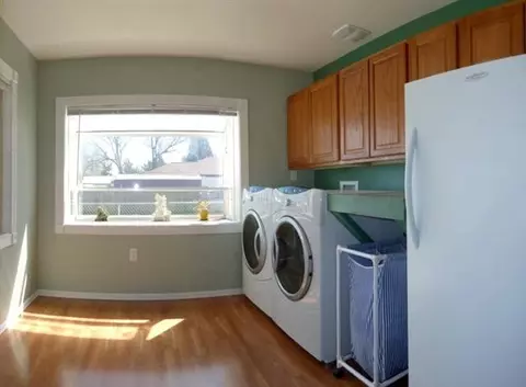 559 E Sanson Ave, Spokane, WA 99207 photo 8