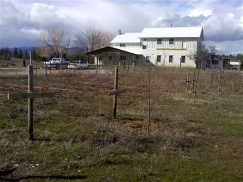 4326 Lyons Hill Rd, Springdale, WA 99173 photo 1