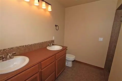 17 E Lindsey Ln, Spokane, WA 99208 photo 9
