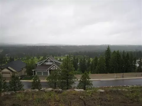 1207 E Quartz Ln, Spokane, WA 99208 photo 4