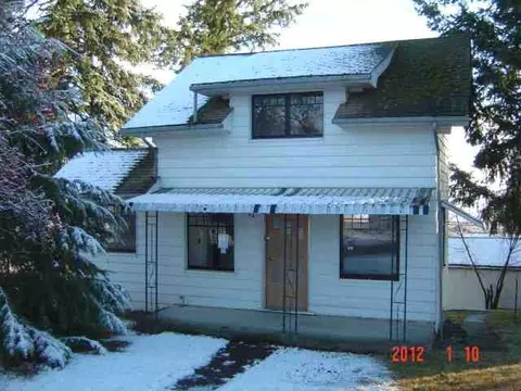 224 E Park St, Tekoa, WA 99033 photo 1