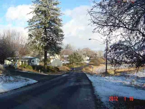 224 E Park St, Tekoa, WA 99033 photo 7