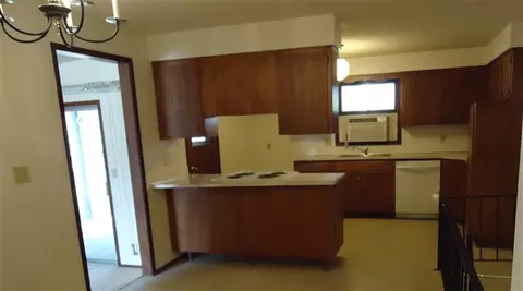 13725 E 30th St, Spokane, WA 99216 photo 2