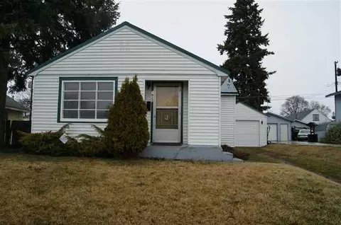 1923 E Hoffman, Spokane, WA 99207 photo 1